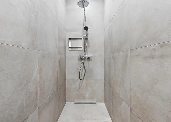 Apartament Center *