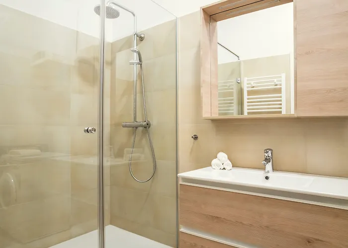 Apartament Center *