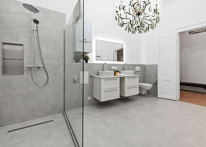 Apartament Center *