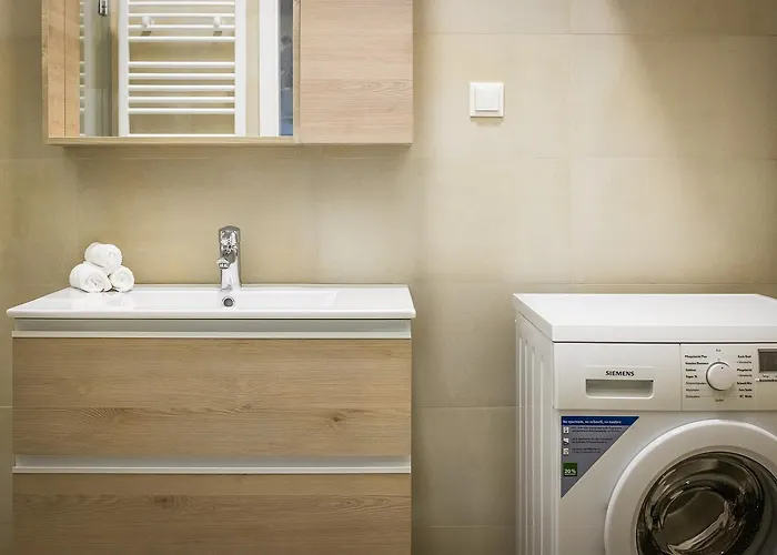 Apartament Center *